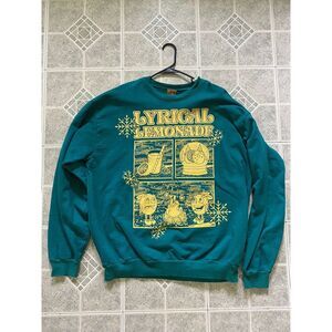 Lyrical Lemonade Graphic Winter Crewneck‎ XL Green Holiday Campfire Long Sleeve